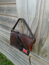 Load image into Gallery viewer, Lord Hudson