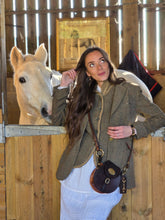 Load image into Gallery viewer, Miss Marple Saddlebag
